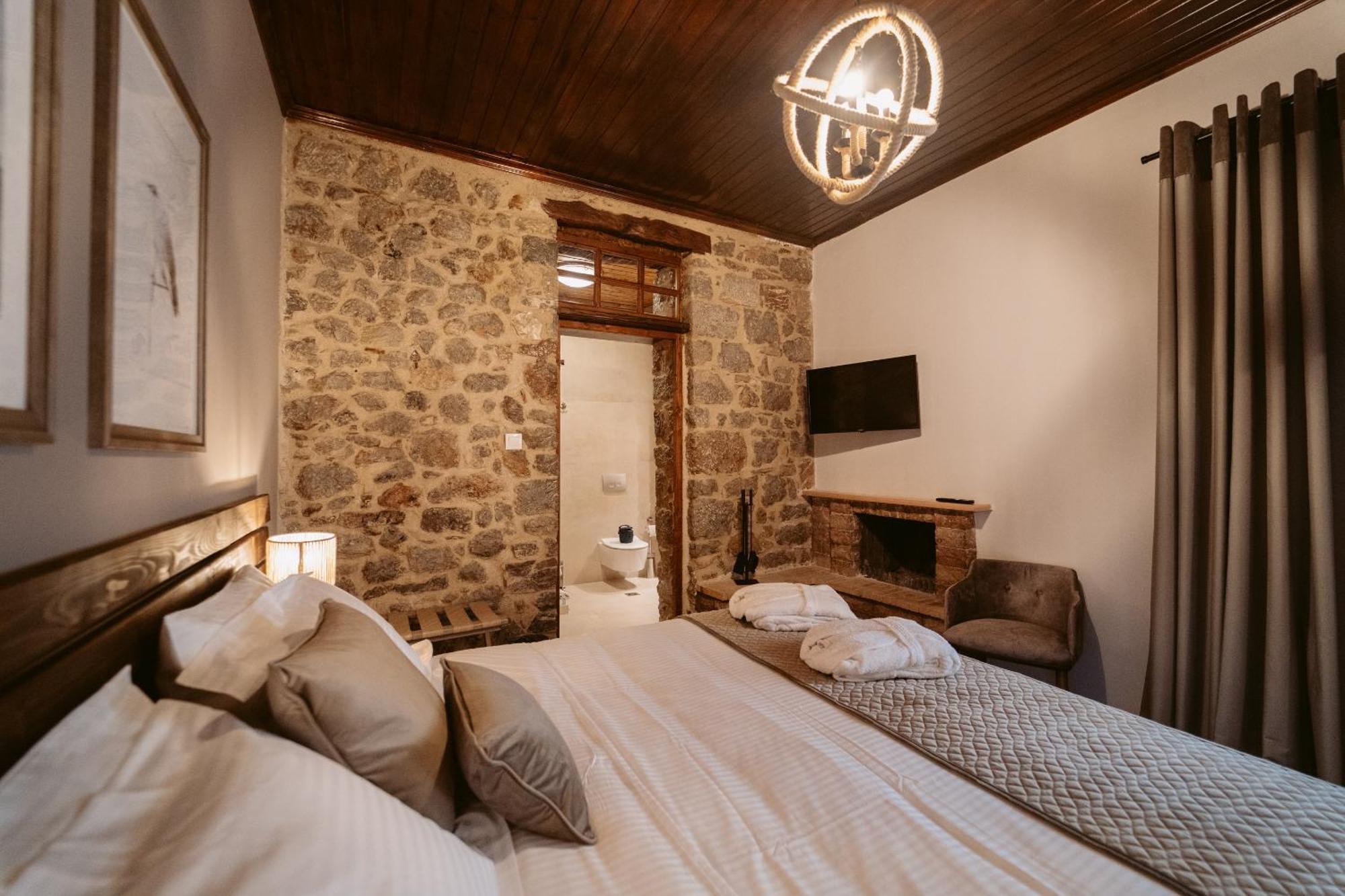Afanos Guesthouse Arachova Ruang foto