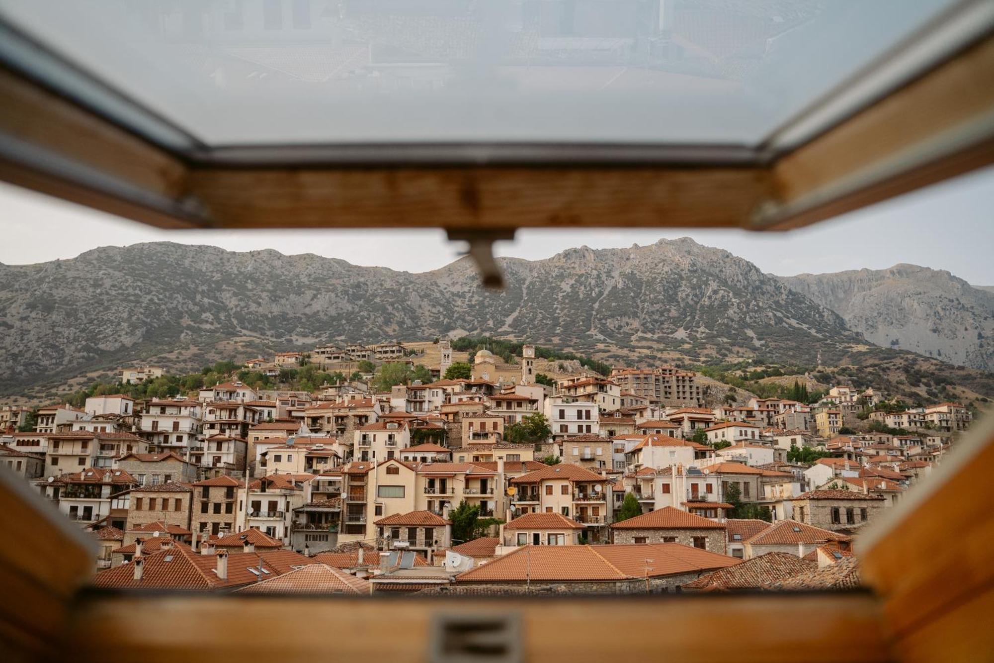 Afanos Guesthouse Arachova Ruang foto