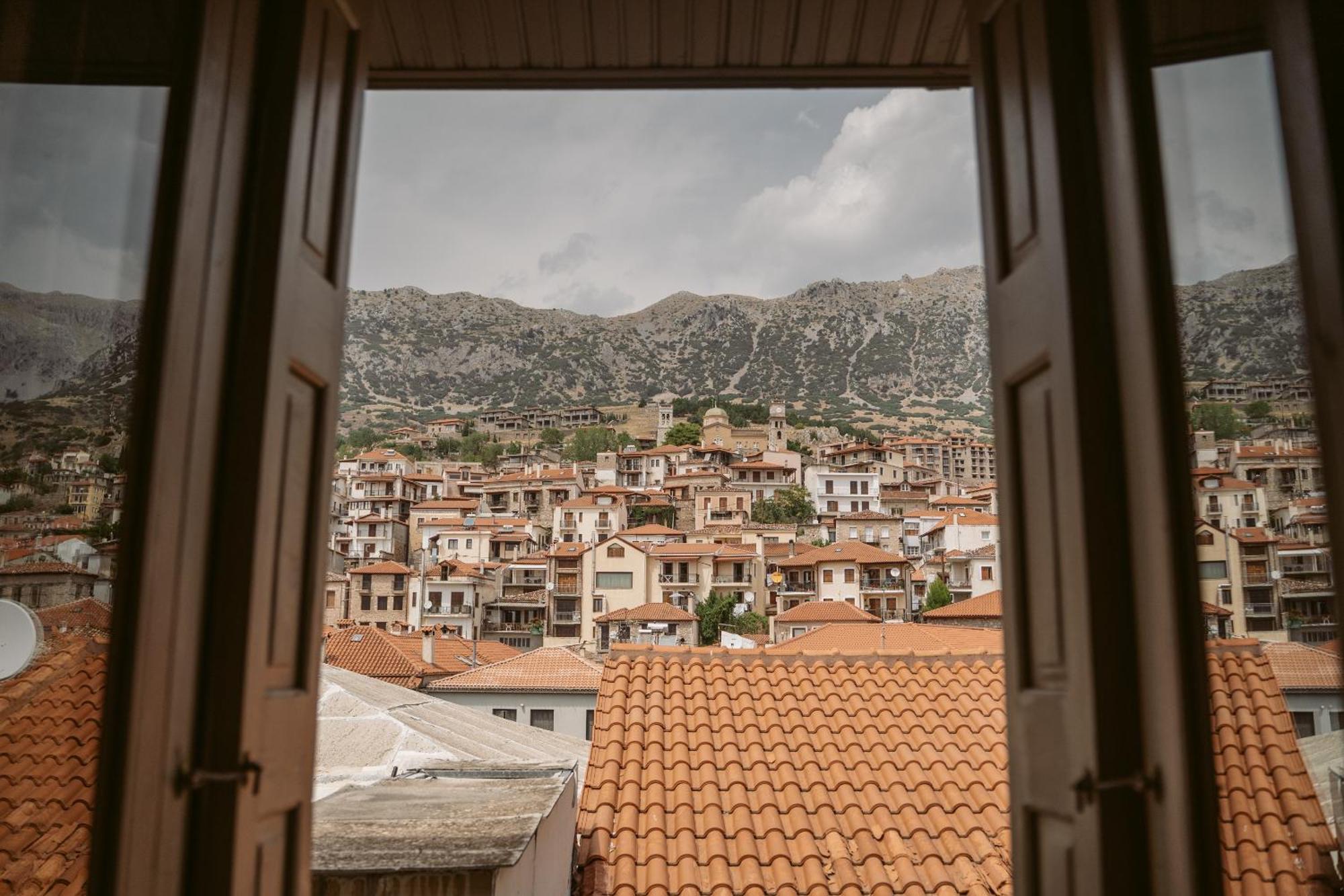 Afanos Guesthouse Arachova Ruang foto