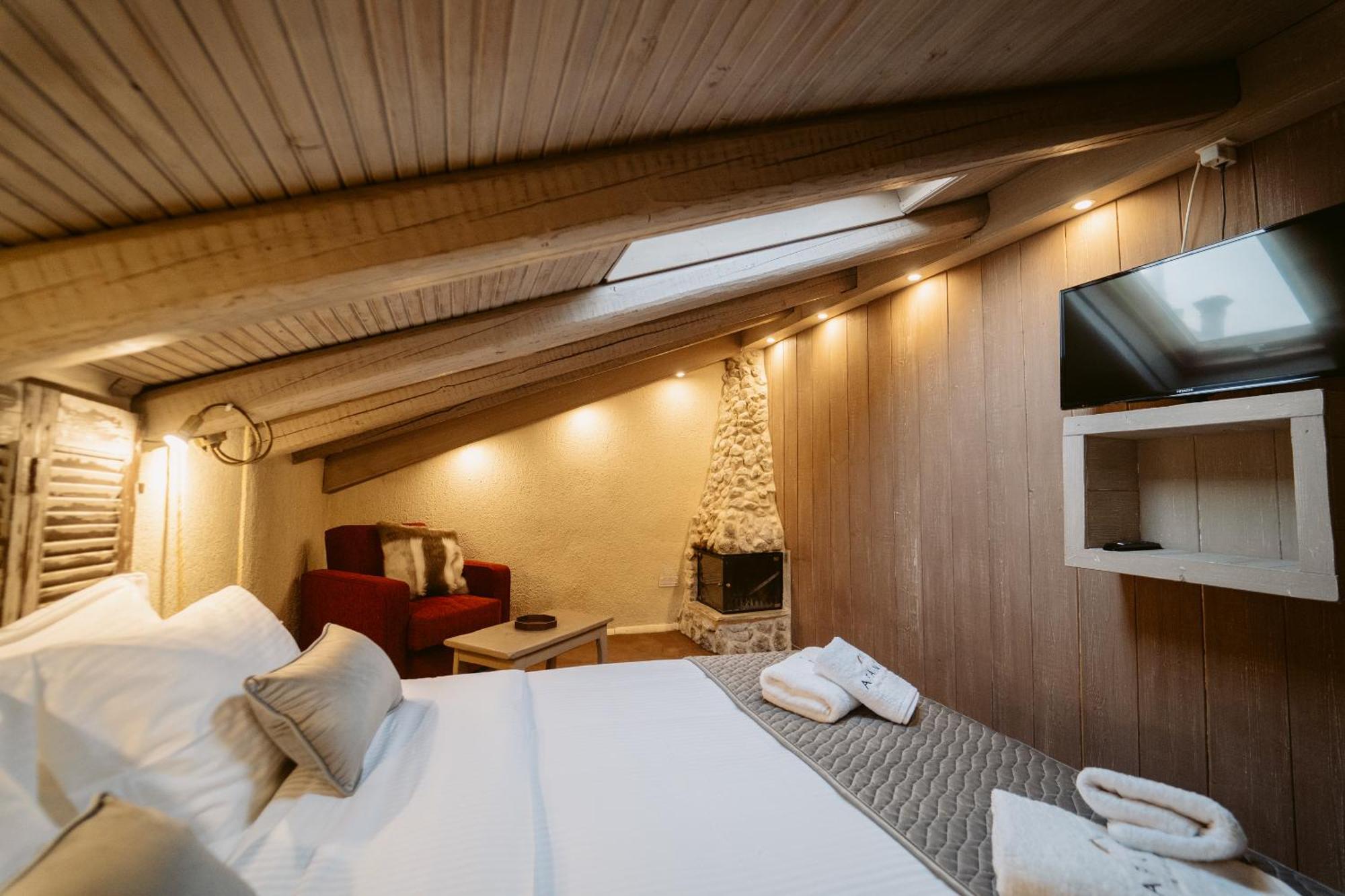 Afanos Guesthouse Arachova Ruang foto